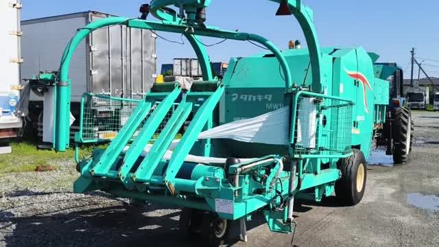 Пресс-подборщик для силосования с обмотчиком Takakita MW1000