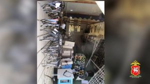 Керченские оперативники задержали подозреваемого в краже оптики и ювелирных изделий с местного рынка