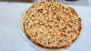 Тёртый пирог с абрикосовым джемом