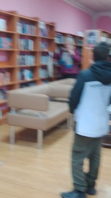 стих в библиотеке