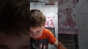 Чищу зубы...