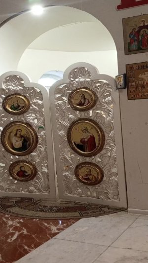 Дорогие братья и сёстры! Божественная служба храм Святой Троицы