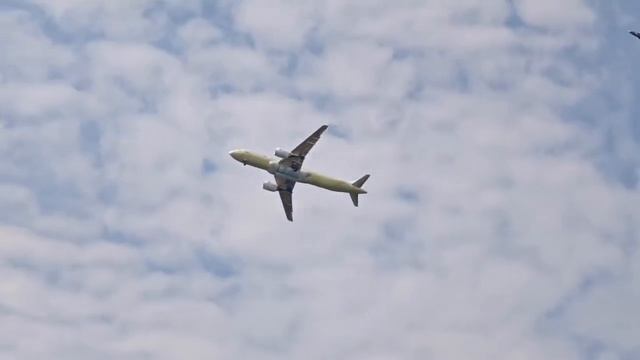 Первый полет МС-21