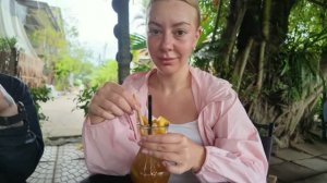 Диана-чуть не попали в аварию, но доехали до Хой ана обзор «экзотического» номера