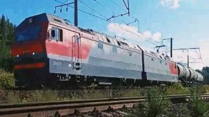 2эс6 - 155 с грузовым поездом