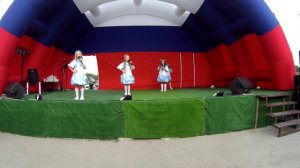 14_Вокальная группа «Светлые голоса», композиция «Солнышко»