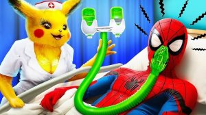 СПАЙДЕРМЕН ТАЙНО ПРОБРАЛСЯ В БОЛЬНИЦУ?! 🏥 ИЗ ЖИВОТА ФЛЭША ДОСТАЛИ ЭТО...