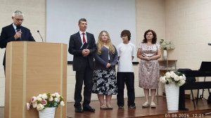 Представление семьи Смирновых на служение в церкви Иркутск 2