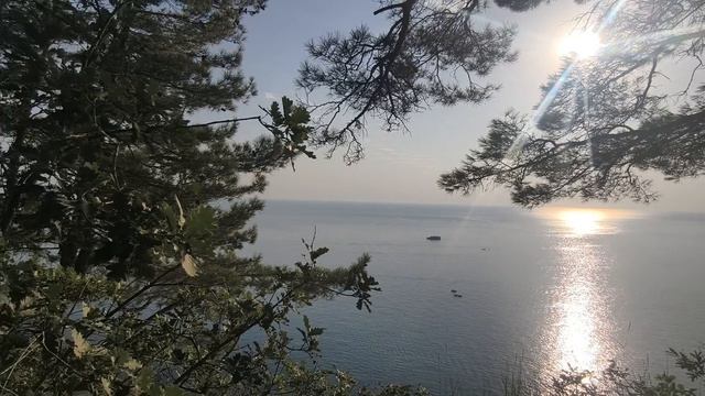 Геленджик. Место, где встречаются солнце и море — Голубая бездна
