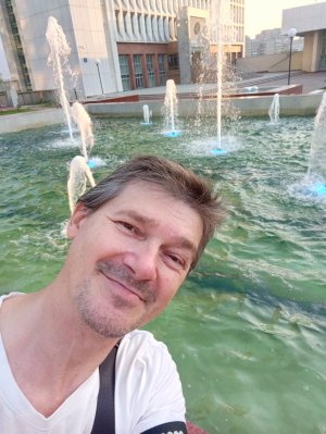 фонтан  в Новосибирске отремонтировали
