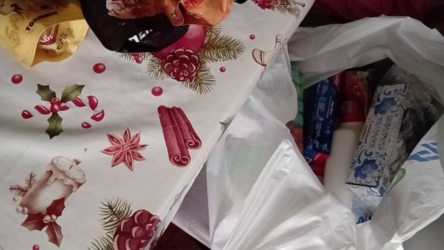 Закупка продуктов из Пятёрочки и покупки из Фикспрайса
