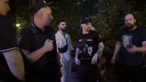 ЛЕВ ПРОТИВ - ПОЛИЦИЯ ЗАЛЕТЕЛА В ТРЕШ НА КИТАЙ ГОРОДЕ. Часть 2
#ЛЕВ_ПРОТИВ