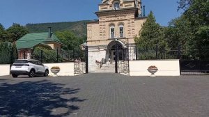 Возле Лазаревской церкви от Ирины Пятигорск 03.07.26.