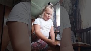 я им все вкусняшки замороженный