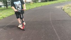 Тутор на трюк брэйфлип на самокате хз зач