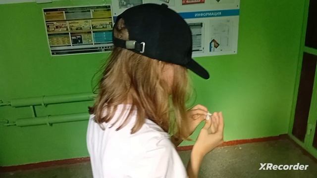 Что за чертовщина гонится за мной СЛЕНДЕРМЕН!!!!!!