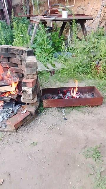 жарим шашлыки!