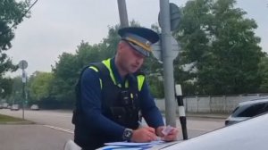 Симаков остановив Азарова поставил напарника на деньги и дисциплинарка прилетела.