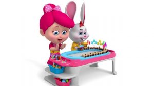 Бетти и Банни играют с воздушными шариками в виде цифр.