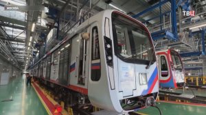 В столичном метро показали тематический состав, посвященный выборам в Госдуму