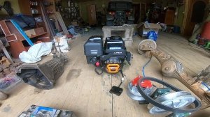 Пришёл двигатель для вездехода_ LIFAN_ 17 л_с и Вариатор Сафари. 4 главных агрегата. Запускаю мотор