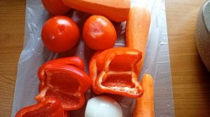 Овощная шуба для курицы .