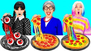 Кулинарный Челлендж_ Уэнсдей Против Бабушки _ Потрясающие Кухонные Лайфхаки