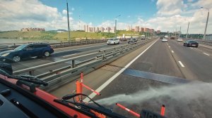 Летний Красноярск: работа КДМ с поливомойкой ФМО 50-250