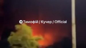 На Украине массово вспыхнули склады,на видео Днепропетровск