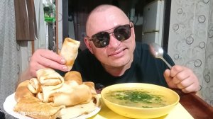 мукбанг/обжорыч/еда на камеру/Супец с Щавлем/