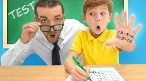 Учитель ПОСТАВИЛ ДВОЙКУ! Майк пытается исправить оценку! 😱📝