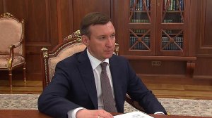 Президент заслушал доклад Павла Маринычева о работе алмазодобывающей компании «Алроса».