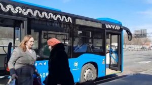 «300 подписчиков»  Автобус Нефаз-5299-40-52 следует по маршруту 766