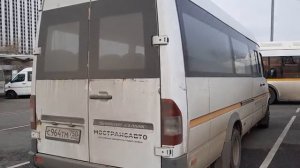 Микроавтобус Луидор-223237(MB Sprinter Classic) следует по маршруту 444э