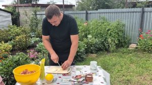 Идеальный вечер начинается у мангала.