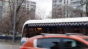 «Московскому трамваю-123 года!«рамвай 71-931М «Витязь-М» следует по маршруту А