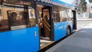 Автобус Лиаз-6213.65 следует по маршруту м7