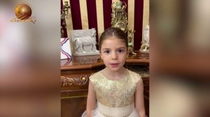 4-летняя Анастасия Тосанова читает стихи на родном ассирийском языке.