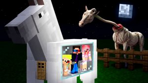 🐎СПРЯТАЛИСЬ В ЛОШАДИ ОТ ДЛИННОЙ ЛОШАДИ В МАЙНКРАФТ! ШЕДИ MINECRAFT
