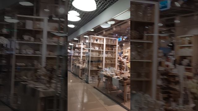 прогулка в Т Ц всем хорошего настроения)