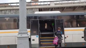 Автобус Лиаз-5250 «ВОЯЖ» следует по маршруту 388(Сергиев-Посад-Москва)