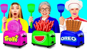Кулинарный Челлендж: Я против Бабушки | Укрась Торт Челлендж от GoFun Challenge