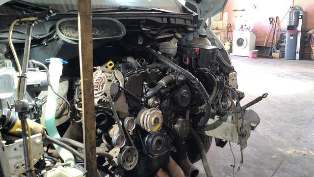 Ford Transit 2.4 TDi. Почему кипит антифриз в бачке? И капитальный ремонт двигателя 3 часть