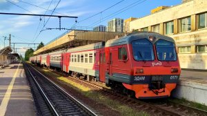 ЭД4М 0171 сообщением Сосново - Санкт-Петербург, на станции Девяткино
