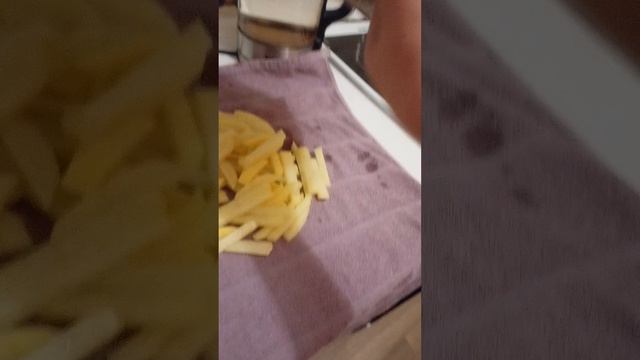Как пригатовить картошку фри в домашних условиях