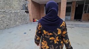 41ч.Её брак, полный странствий, подошёл к концу... Теперь все гадают: наконец-то она обретет свободу