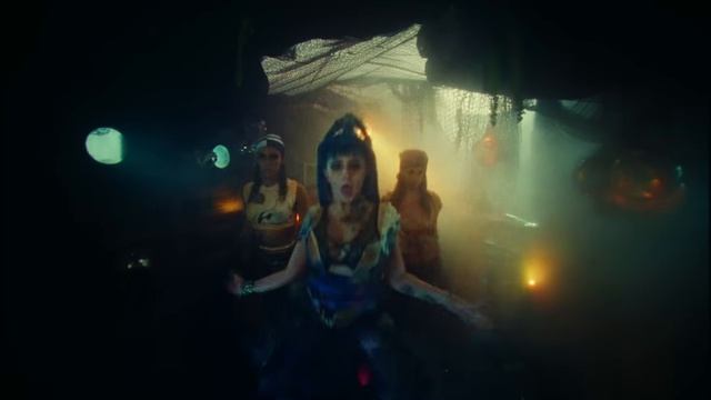 Ashnikko - Deal With It (feat. Kelis)