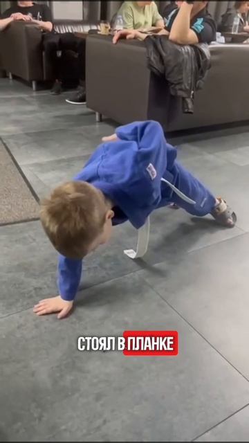 Я часто делюсь историями о парнях из нашего зала.