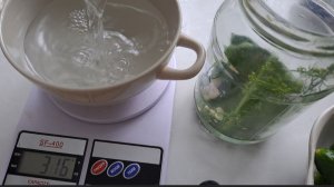Проверяю новый способ (для меня) засолки огурцов. Получится ли?