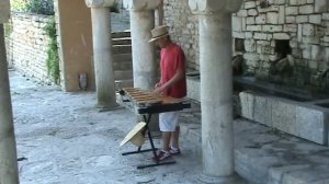 Болгарин играет на Ксилофоне Болгария Bulgarian plays xylophone Bulgaria
